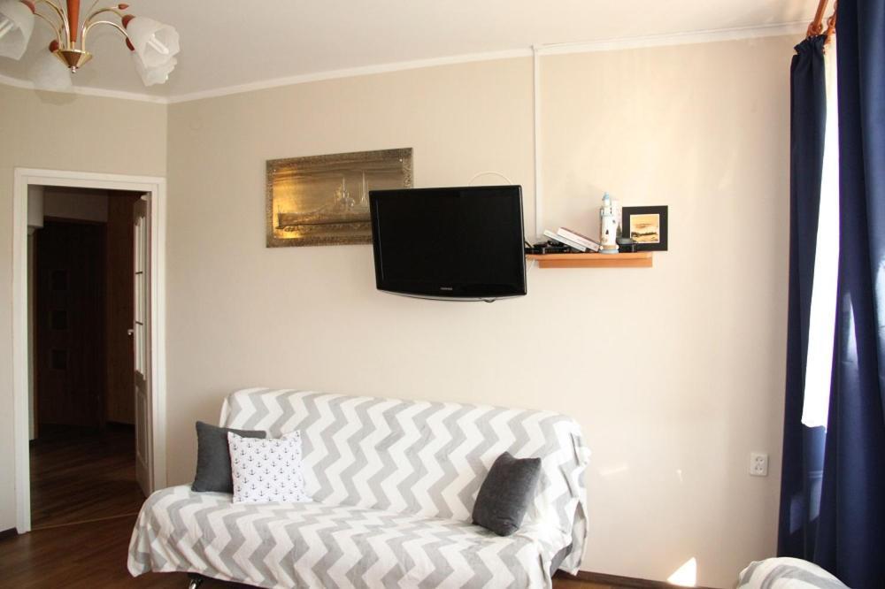 Apartamenty Eka Dom Goscinny 350M Do Plazy Rewal Esterno foto